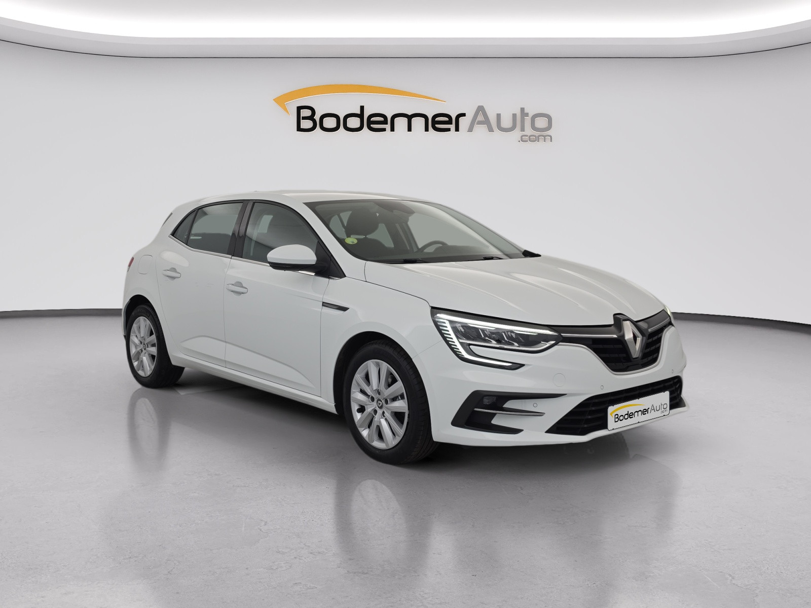 Vente en ligne Renault Megane 4 Mégane IV Berline Blue dCi 115 au prix de 13 290 €