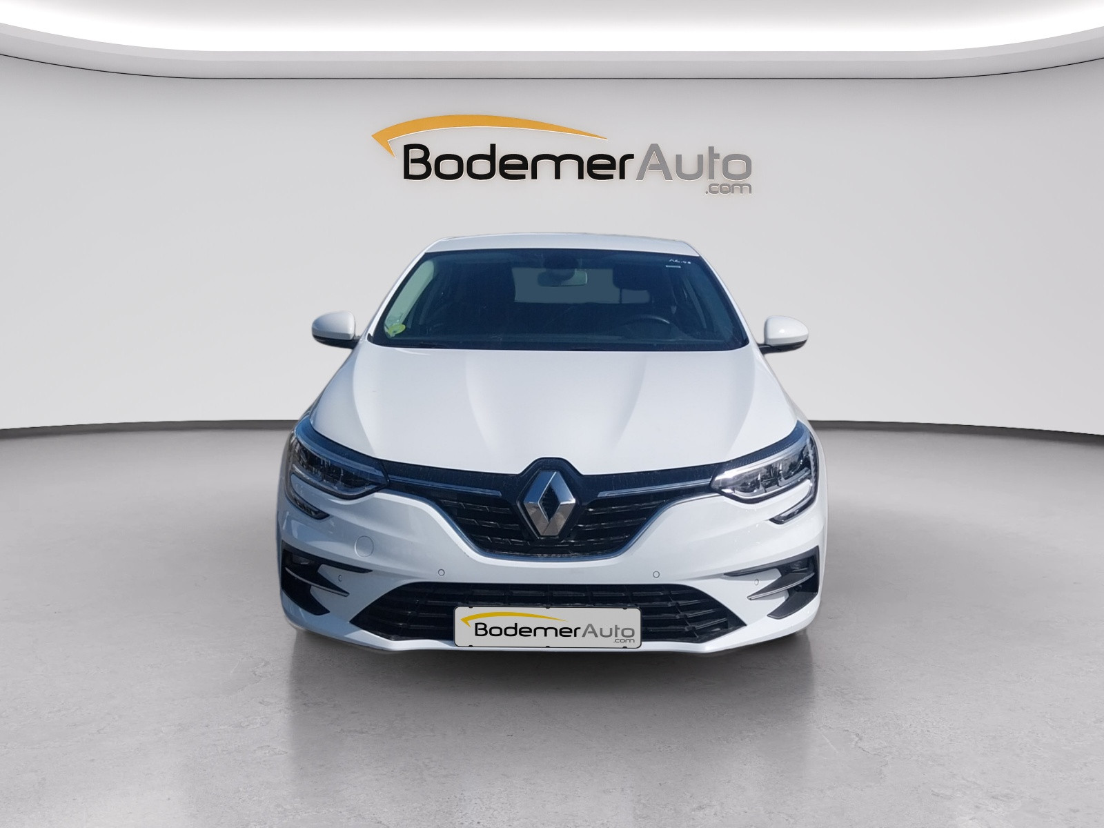 Vente en ligne Renault Megane 4  Blue dCi 115 EDC au prix de 13 990 €