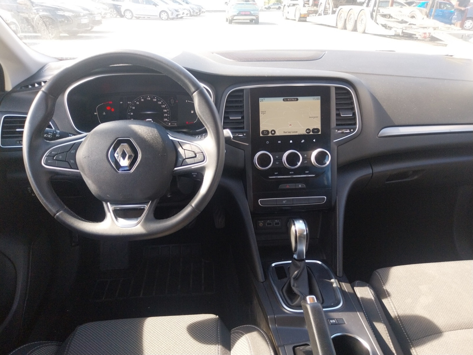 Vente en ligne Renault Megane 4  Blue dCi 115 EDC au prix de 13 990 €