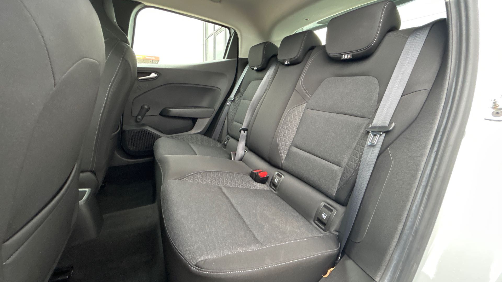 Vente en ligne Renault Clio 5 Clio Blue dCi 85 au prix de 12 480 €