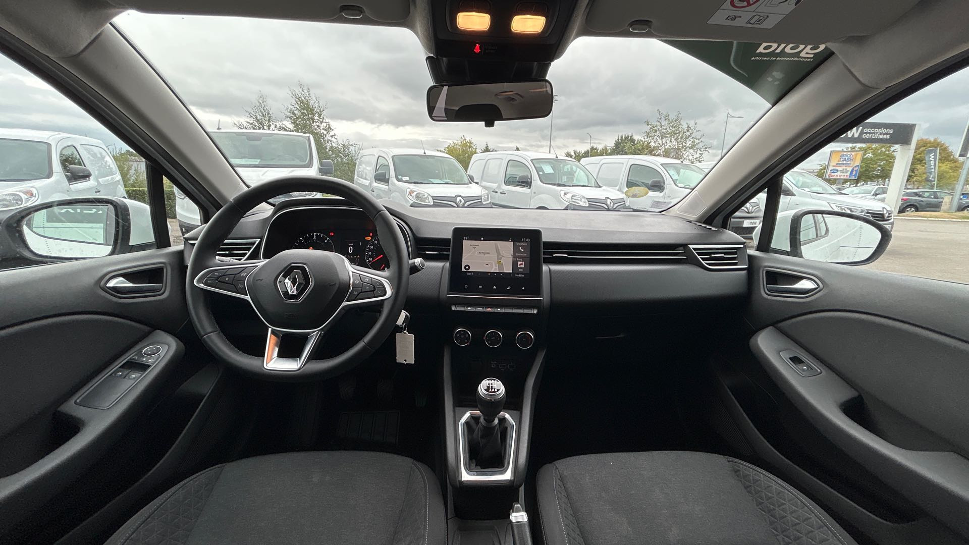 Vente en ligne Renault Clio 5 Clio Blue dCi 85 au prix de 12 480 €