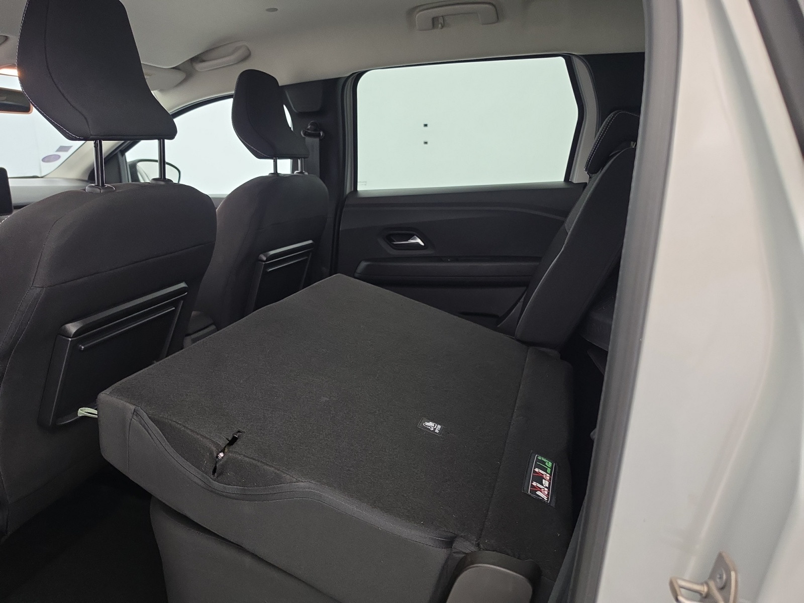 Vente en ligne Dacia Jogger  ECO-G 100 7 places au prix de 16 790 €