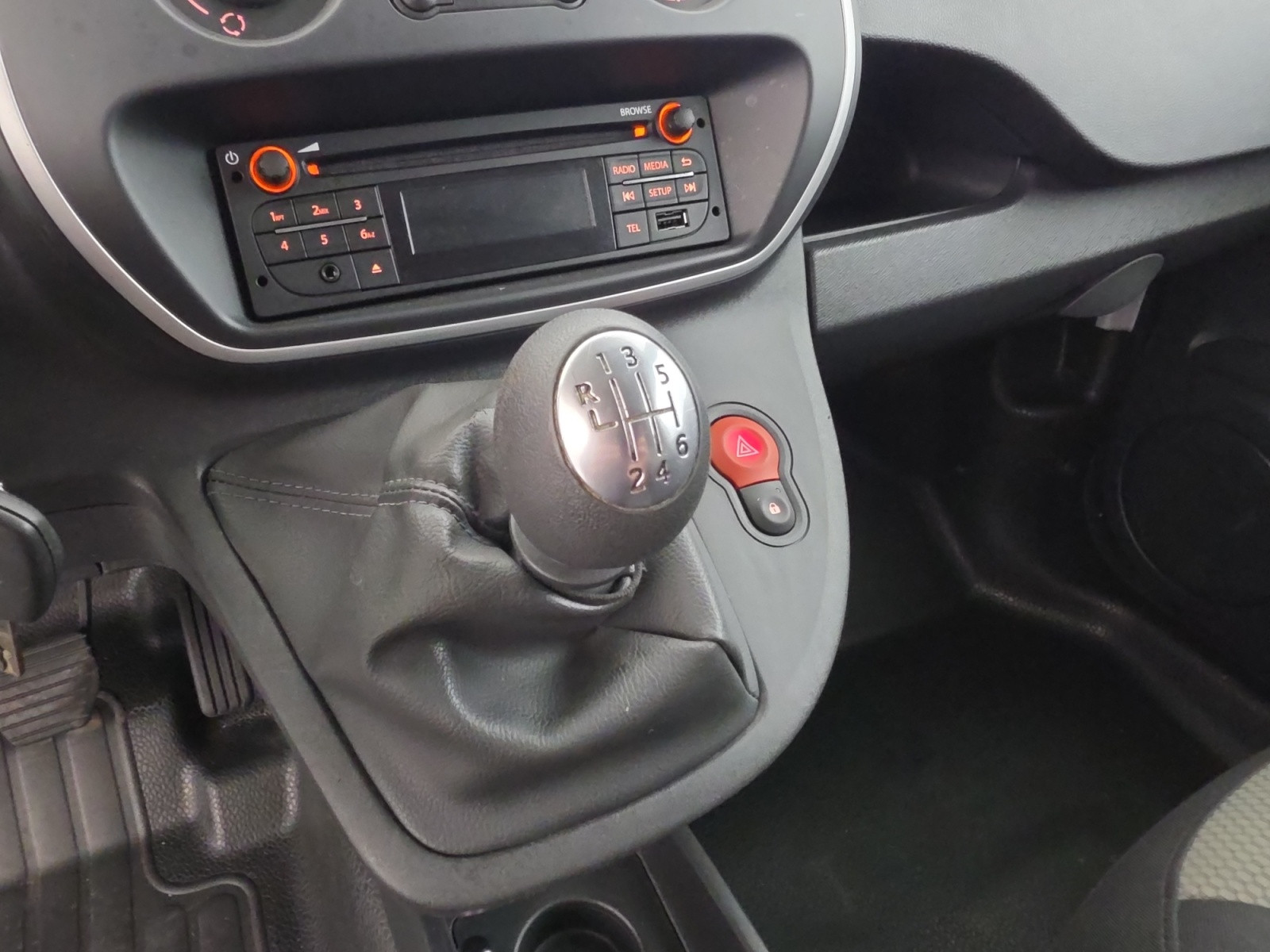 Vente en ligne Renault Kangoo Express  BLUE DCI 95 au prix de 10 900 €