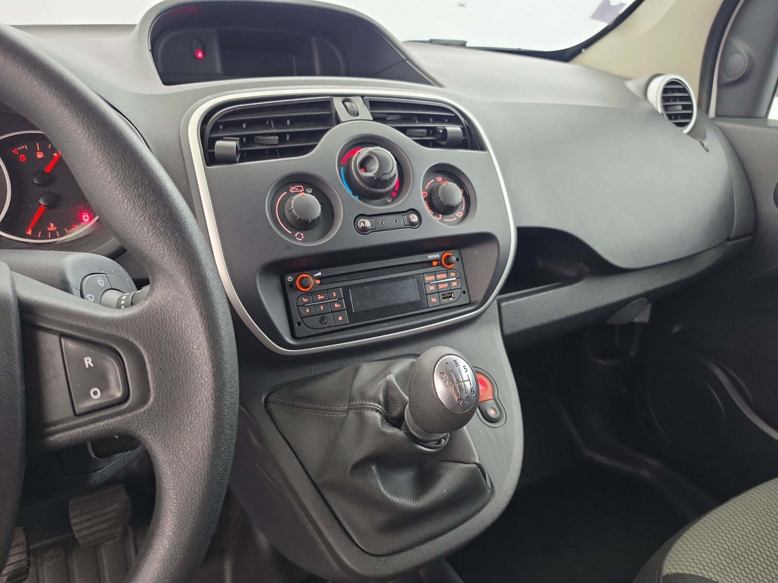 Vente en ligne Renault Kangoo Express  BLUE DCI 95 au prix de 10 900 €