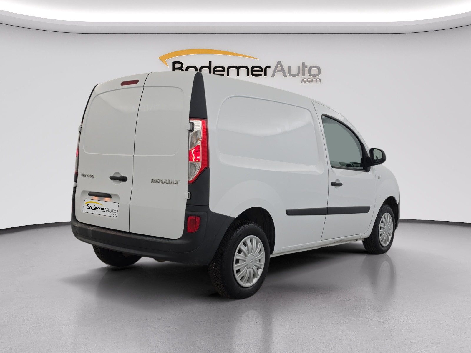 Vente en ligne Renault Kangoo Express  BLUE DCI 95 au prix de 10 900 €