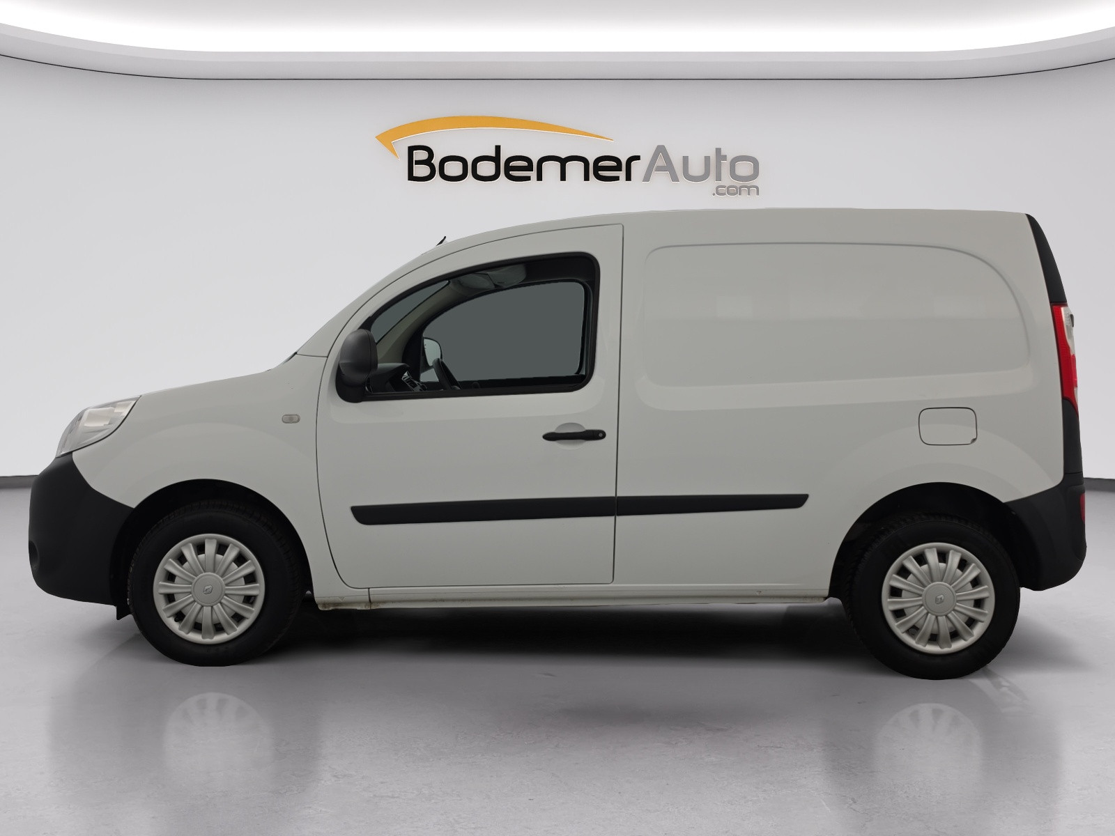 Vente en ligne Renault Kangoo Express  BLUE DCI 95 au prix de 10 900 €