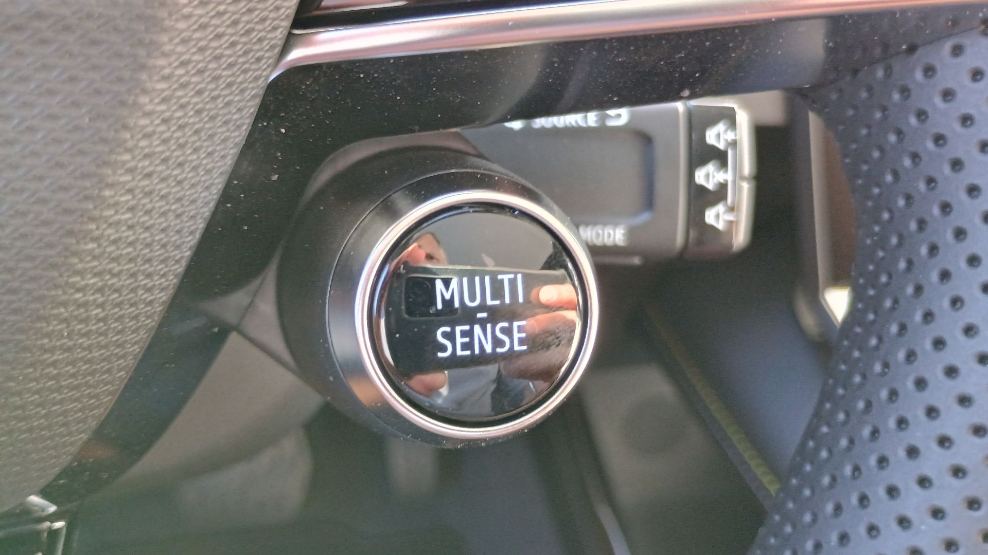 Vente en ligne Renault Scenic E-Tech Scenic E-Tech électrique 220 ch grande autonomie au prix de 50 980 €