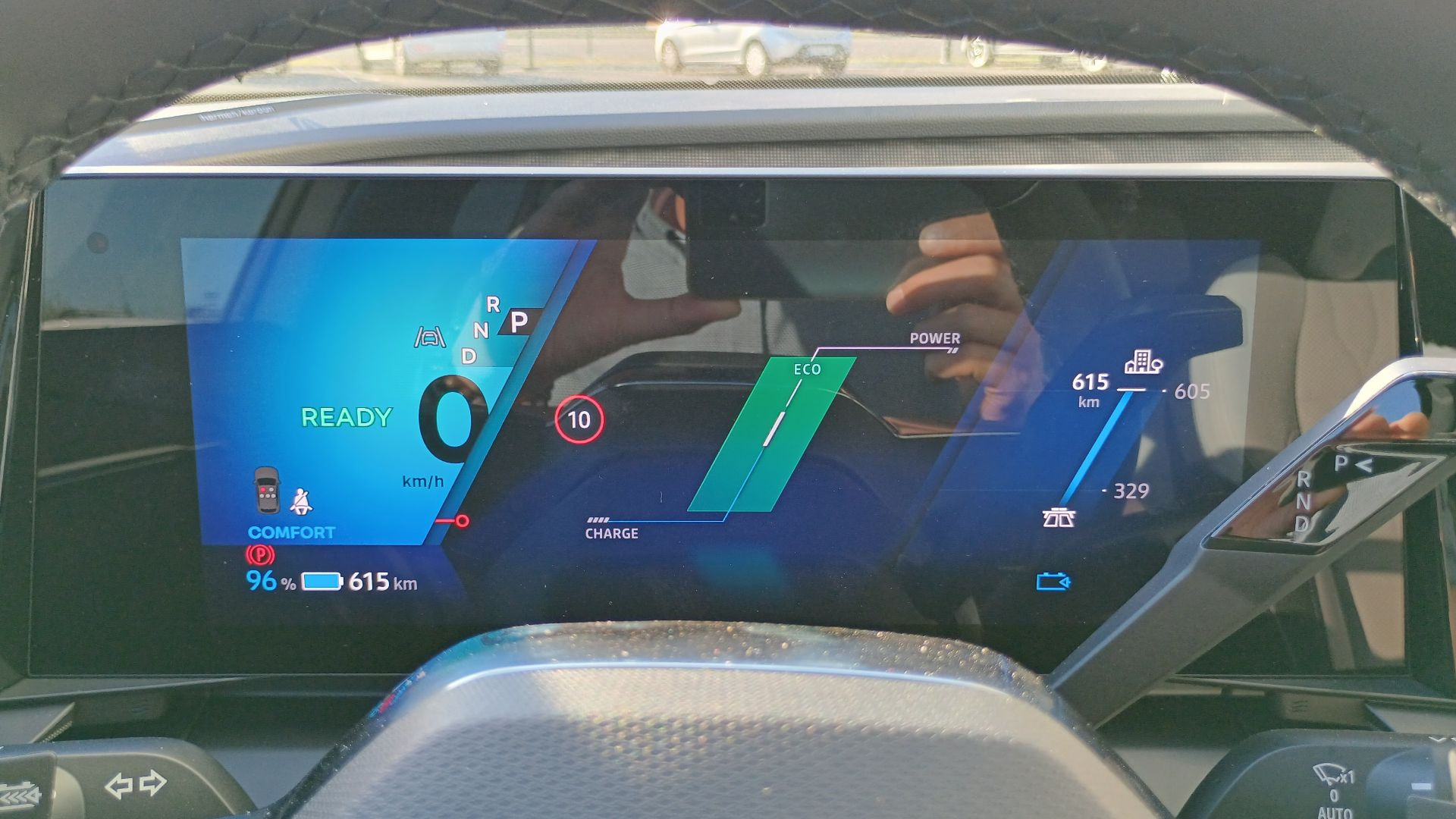Vente en ligne Renault Scenic E-Tech Scenic E-Tech électrique 220 ch grande autonomie au prix de 50 980 €