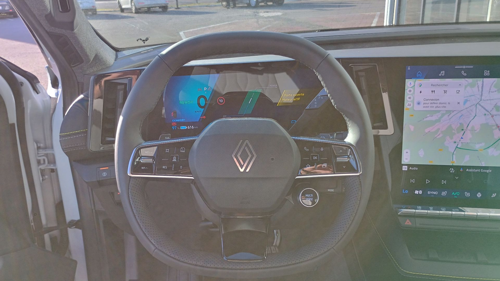 Vente en ligne Renault Scenic E-Tech Scenic E-Tech électrique 220 ch grande autonomie au prix de 50 980 €