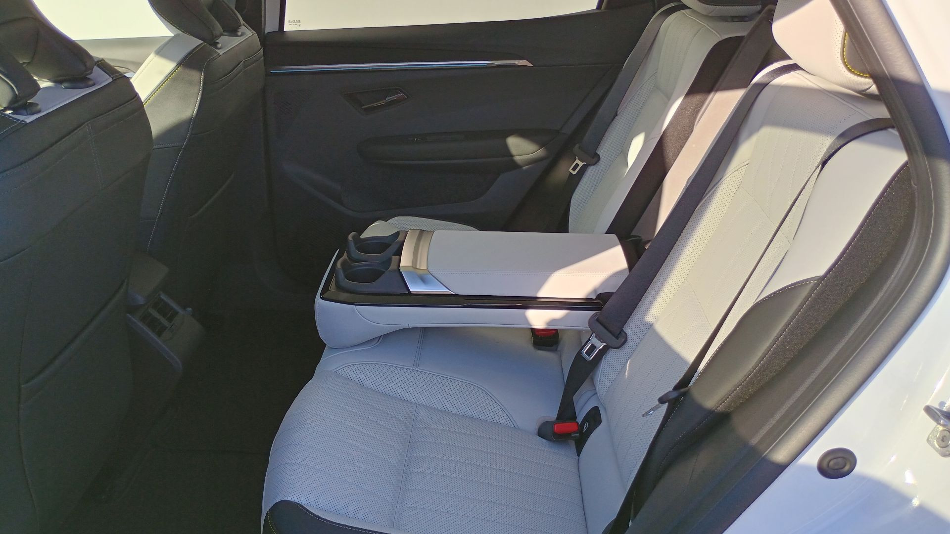 Vente en ligne Renault Scenic E-Tech Scenic E-Tech électrique 220 ch grande autonomie au prix de 50 980 €