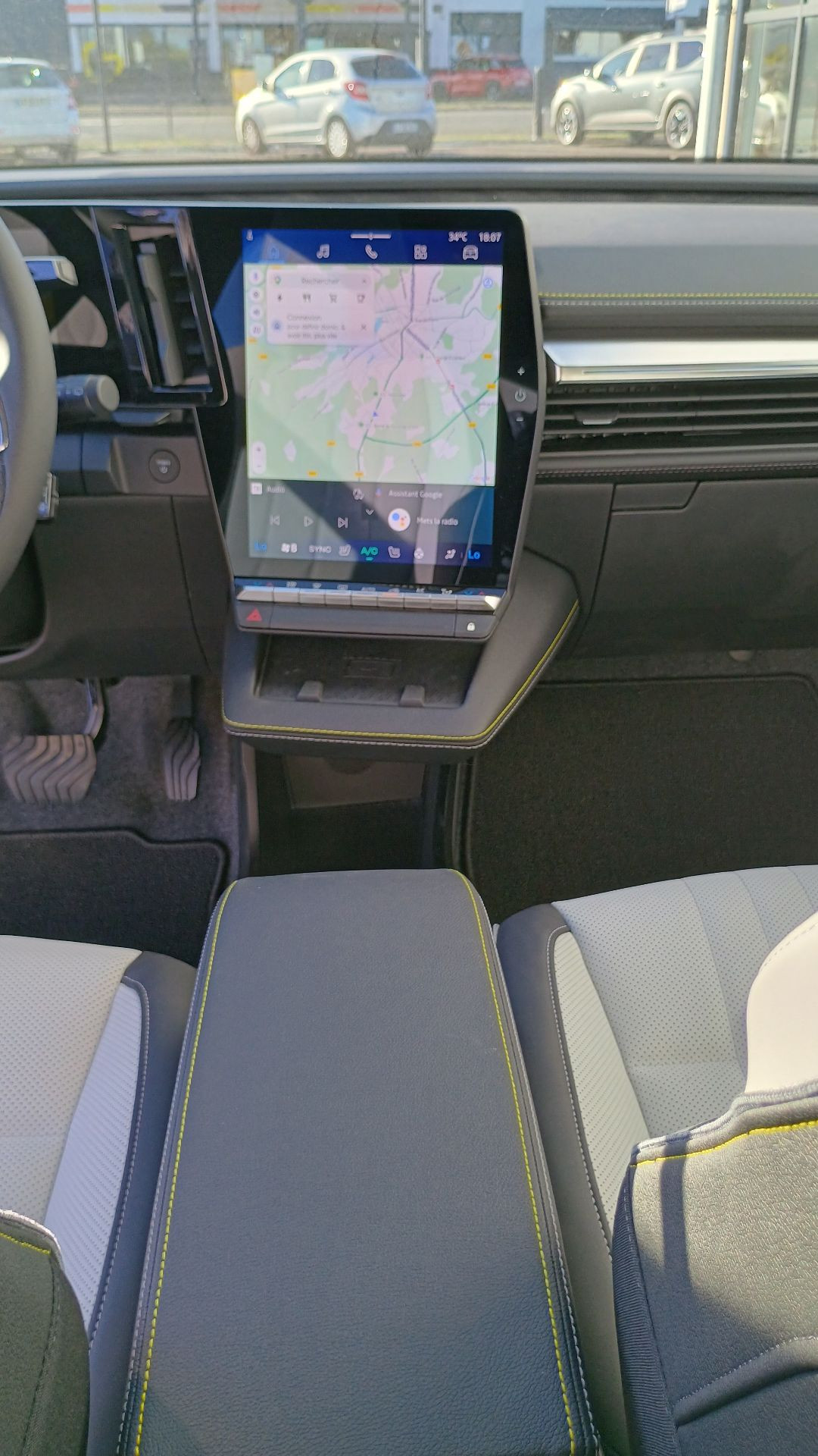 Vente en ligne Renault Scenic E-Tech Scenic E-Tech électrique 220 ch grande autonomie au prix de 50 980 €