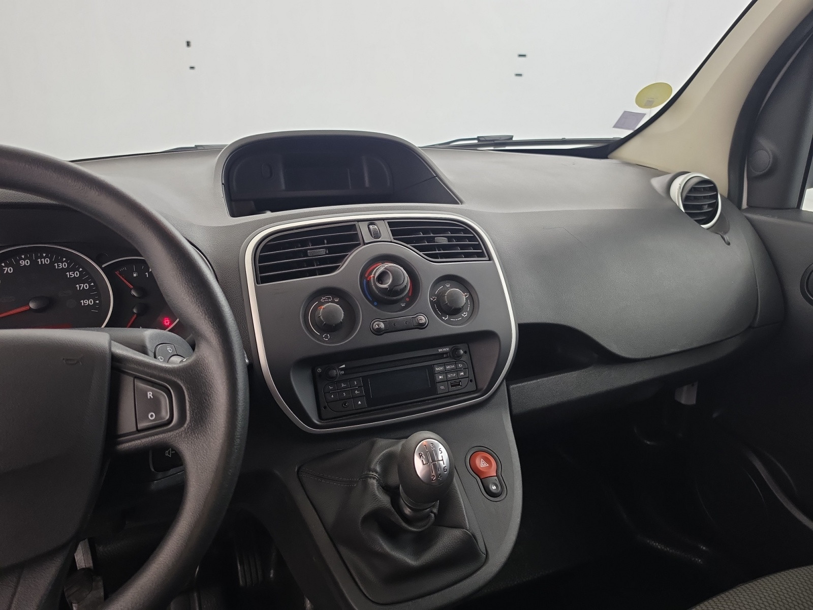 Vente en ligne Renault Kangoo Express  BLUE DCI 95 au prix de 10 900 €