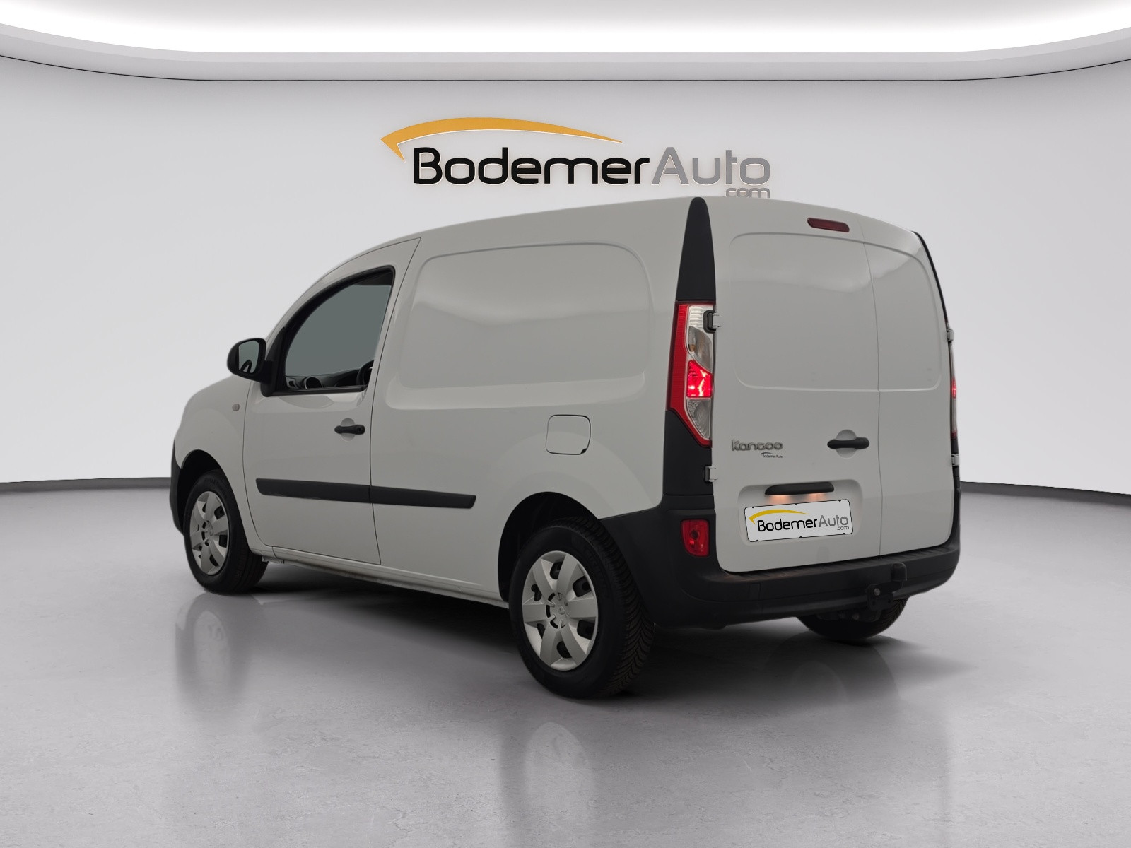 Vente en ligne Renault Kangoo Express  BLUE DCI 95 au prix de 10 900 €