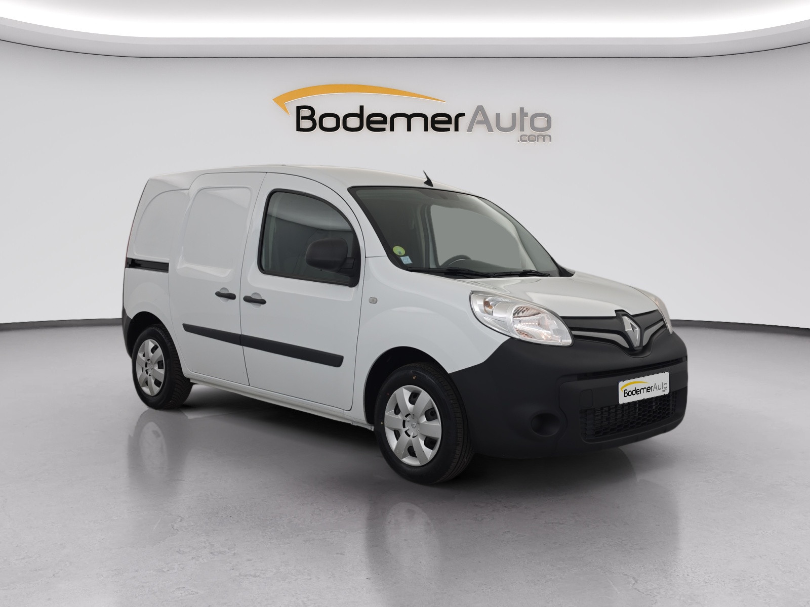 Vente en ligne Renault Kangoo Express  BLUE DCI 95 au prix de 10 900 €