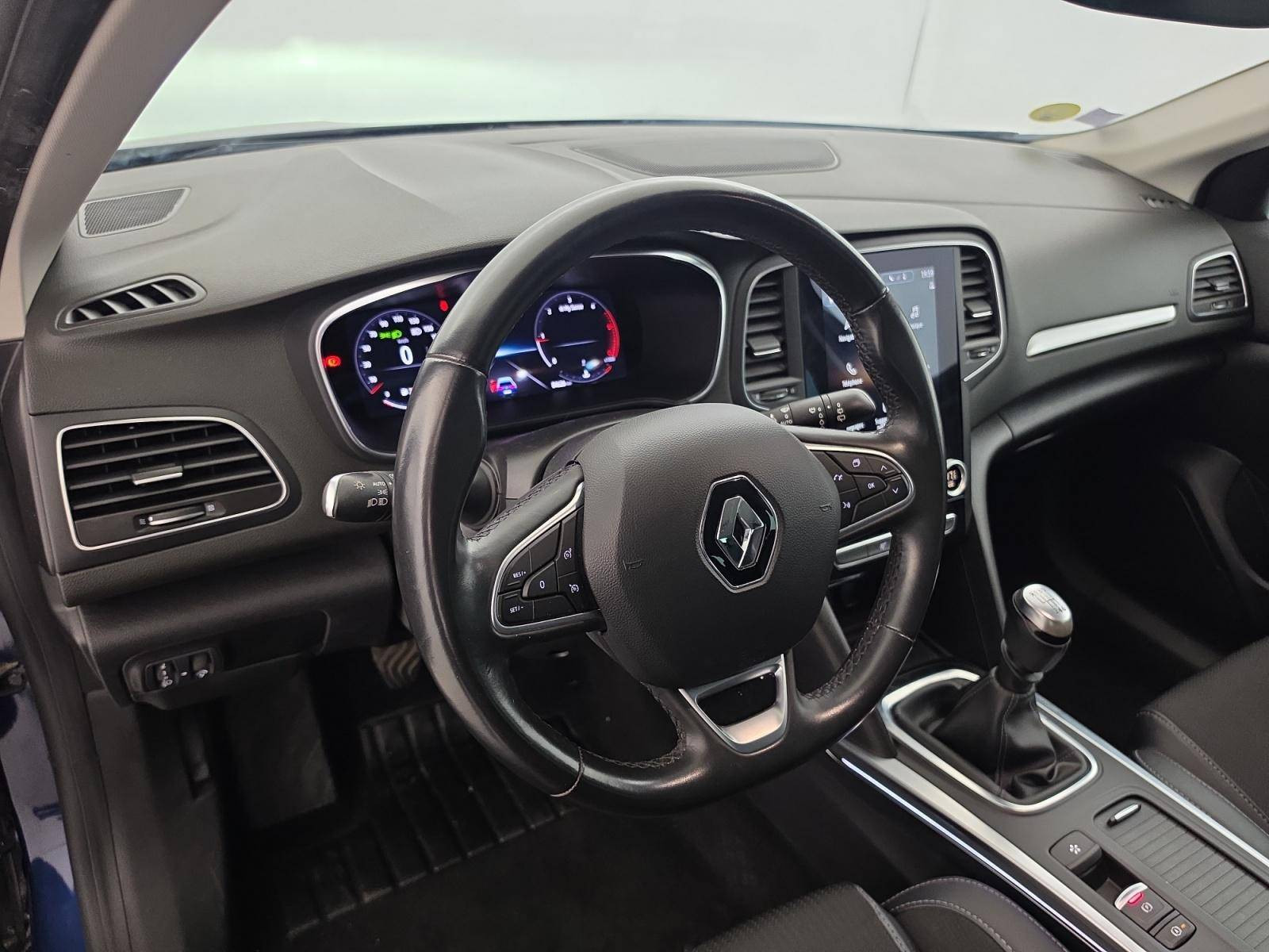 Vente en ligne Renault Megane 4 Mégane IV Berline Blue dCi 115 au prix de 14 490 €