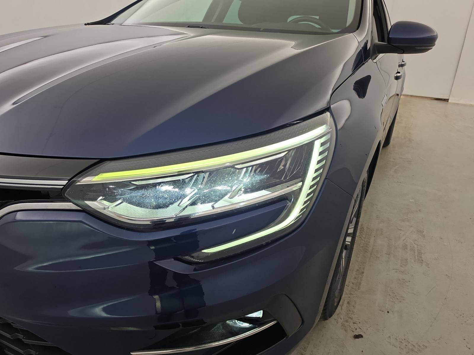 Vente en ligne Renault Megane 4 Mégane IV Berline Blue dCi 115 au prix de 14 490 €