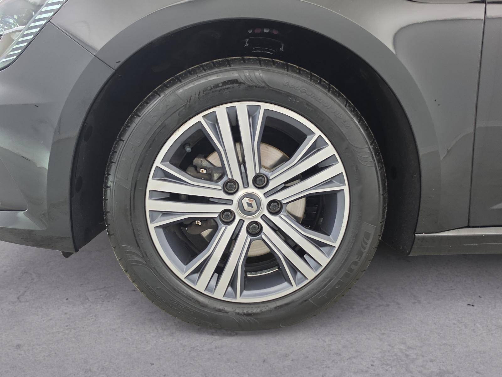 Vente en ligne Renault Megane 4 Estate  Blue dCi 115 EDC au prix de 16 900 €