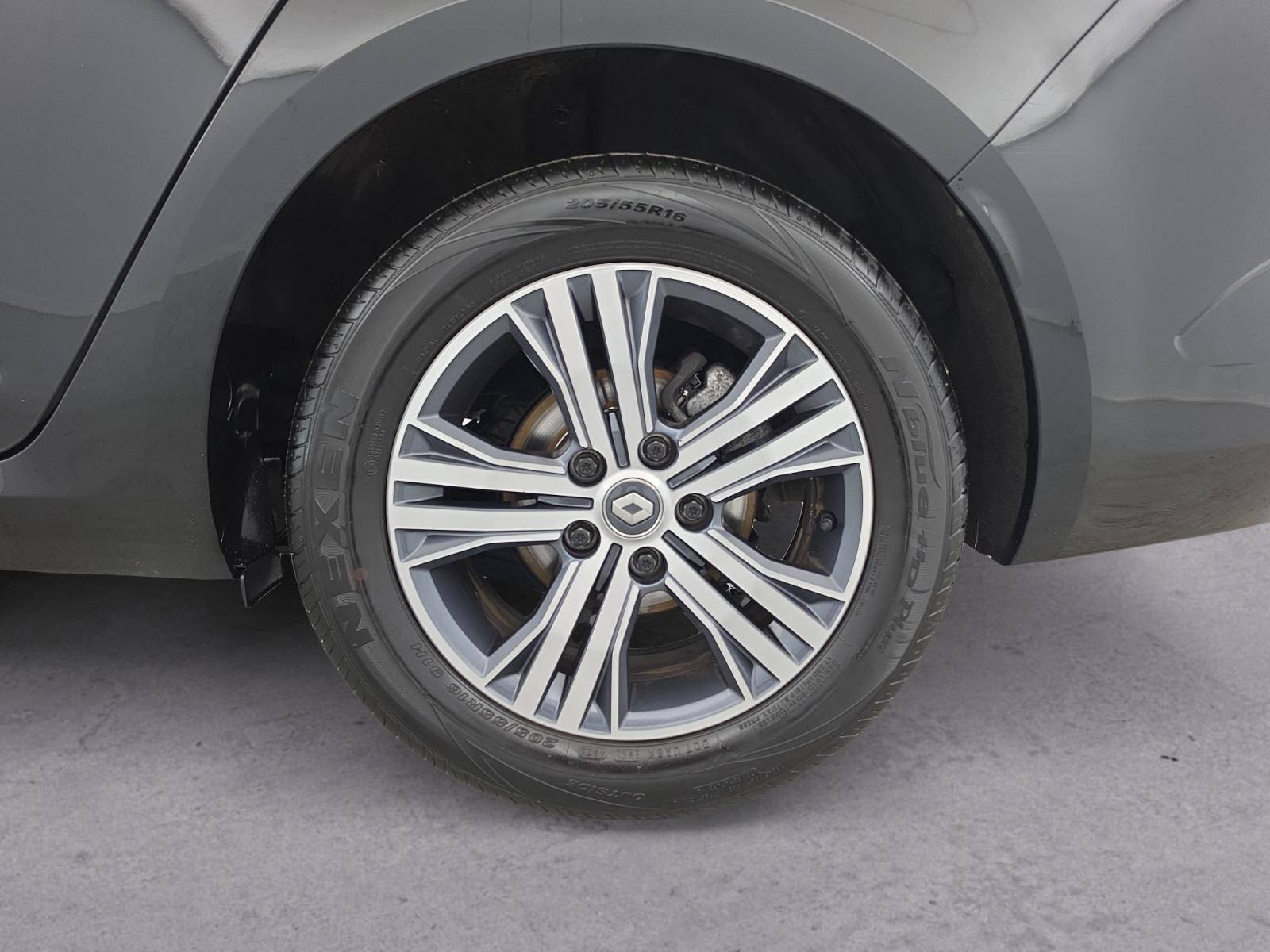 Vente en ligne Renault Megane 4 Estate  Blue dCi 115 EDC au prix de 16 900 €