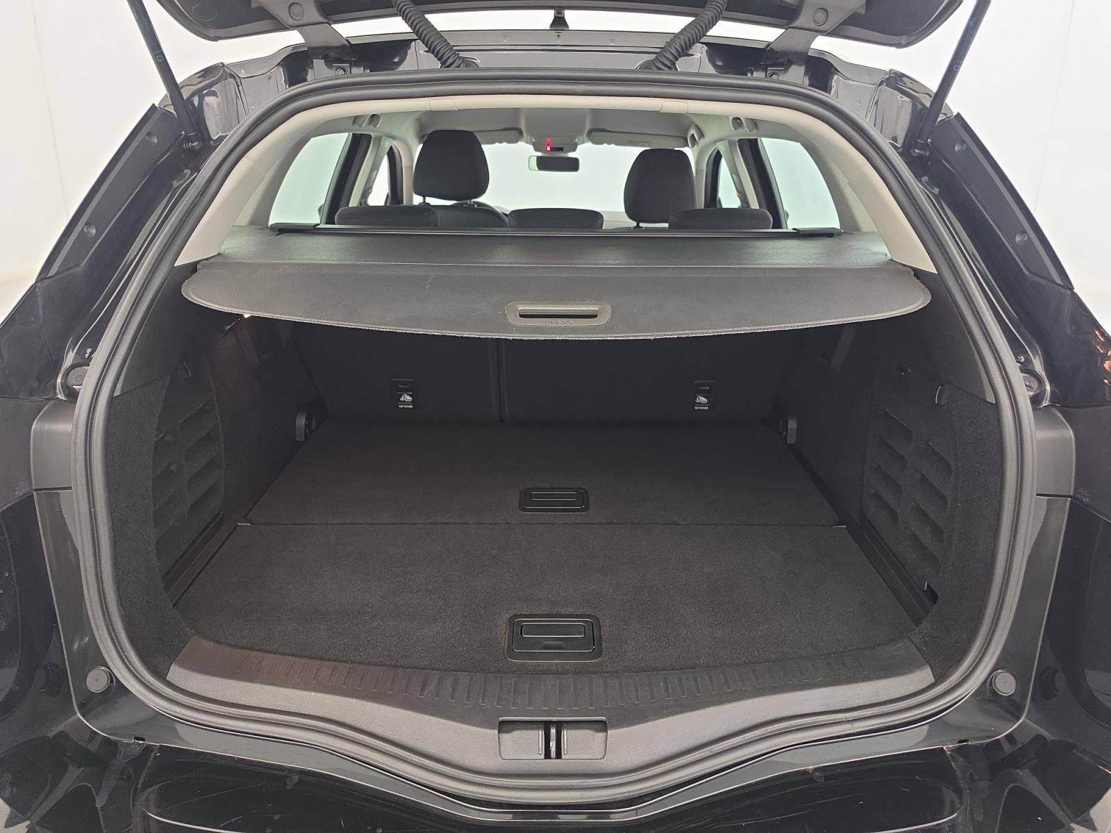 Vente en ligne Renault Megane 4 Estate  Blue dCi 115 EDC au prix de 16 900 €