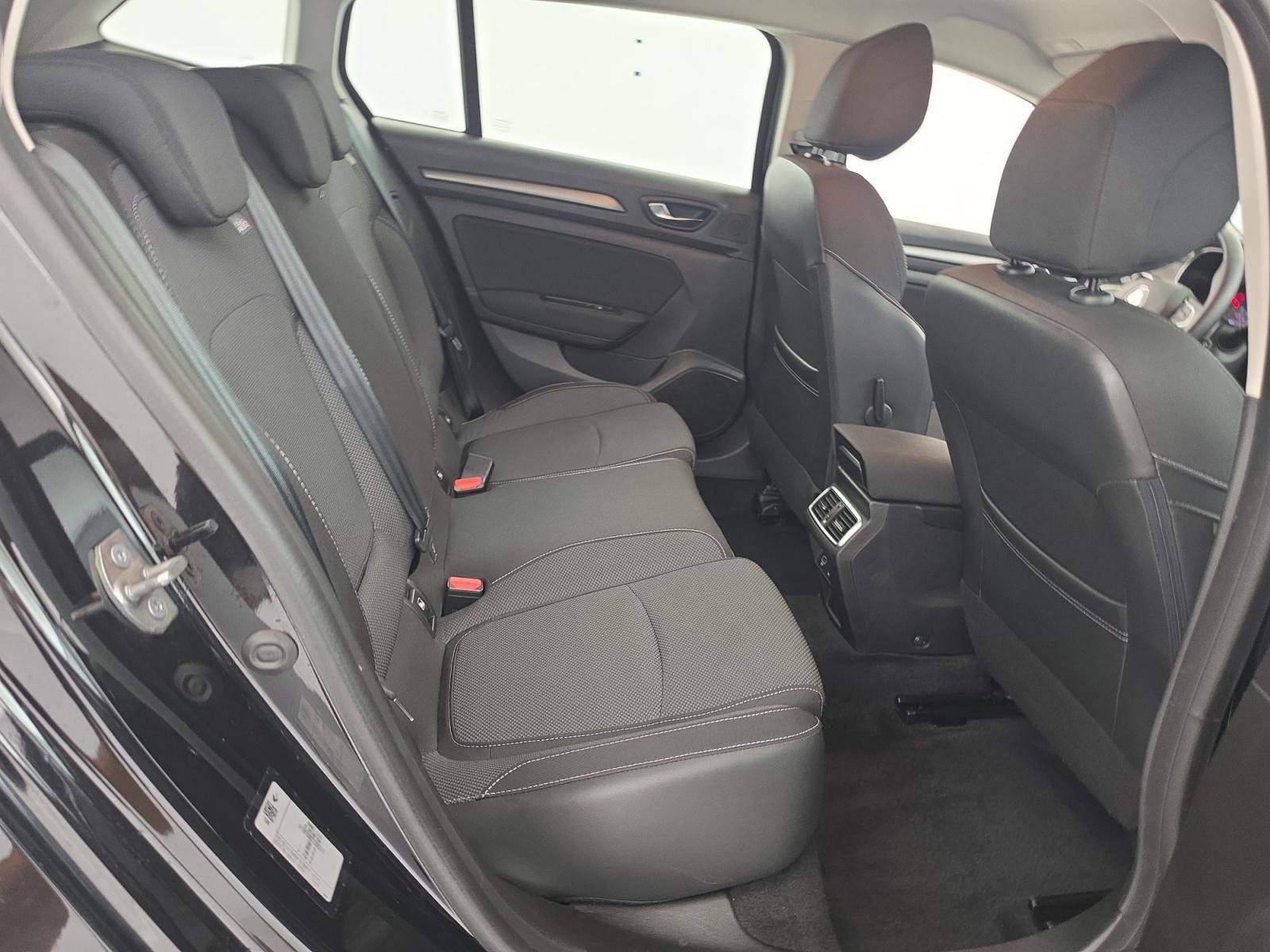 Vente en ligne Renault Megane 4 Estate  Blue dCi 115 EDC au prix de 16 900 €