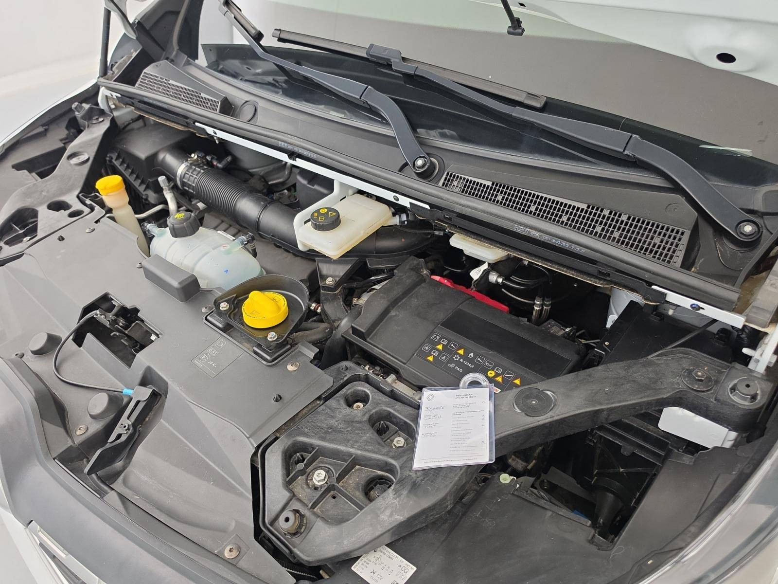 Vente en ligne Renault Trafic 3 Fourgon TRAFIC FGN L1H1 3000 KG BLUE DCI 130 au prix de 21 480 €