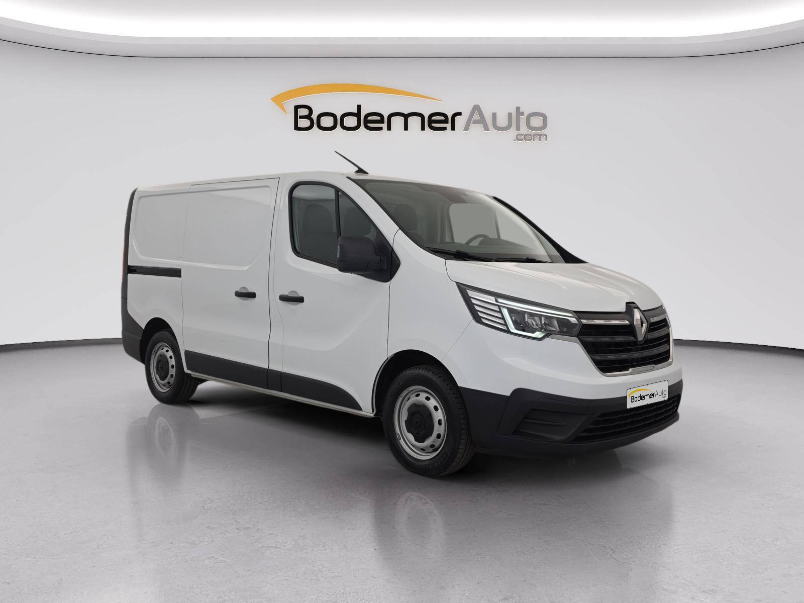 Vente en ligne Renault Trafic 3 Fourgon TRAFIC FGN L1H1 3000 KG BLUE DCI 130 au prix de 21 480 €