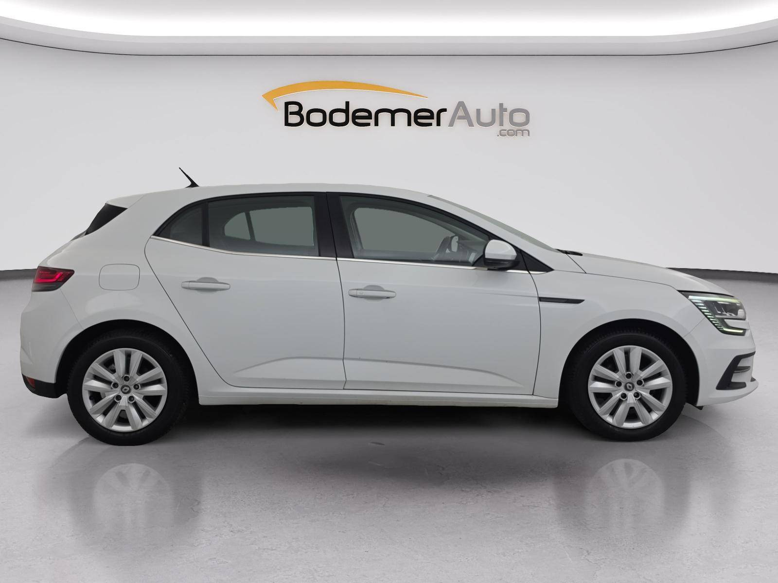 Vente en ligne Renault Megane 4 Mégane IV Berline Blue dCi 115 - 20 au prix de 13 490 €