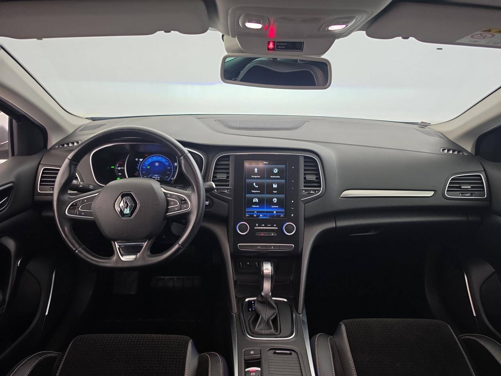 Vente en ligne Renault Megane 4 Mégane IV Berline TCe 130 Energy EDC au prix de 11 900 €