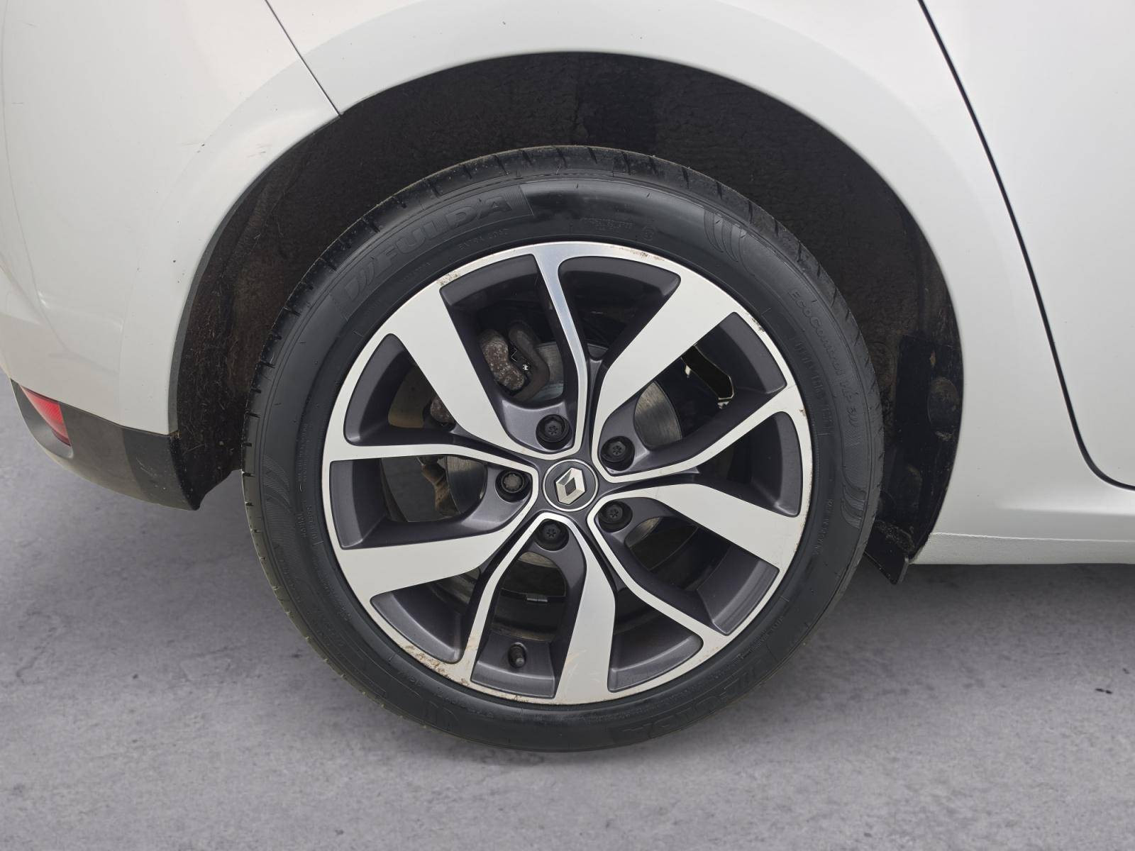 Vente en ligne Renault Megane 4 Mégane IV Berline TCe 130 Energy EDC au prix de 11 900 €