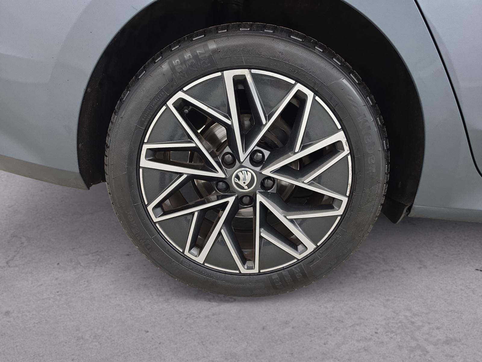 Vente en ligne Skoda Octavia Combi  2.0 TDI 150 ch DSG7 au prix de 19 890 €
