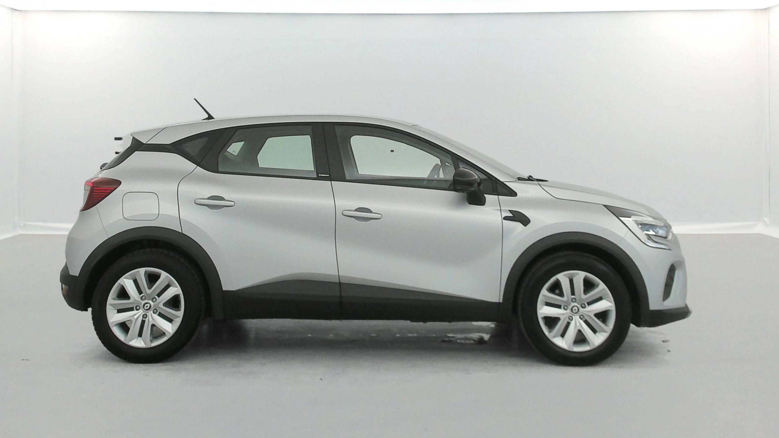 Vente en ligne Renault Captur  E-Tech 145 - 21 au prix de 13 780 €