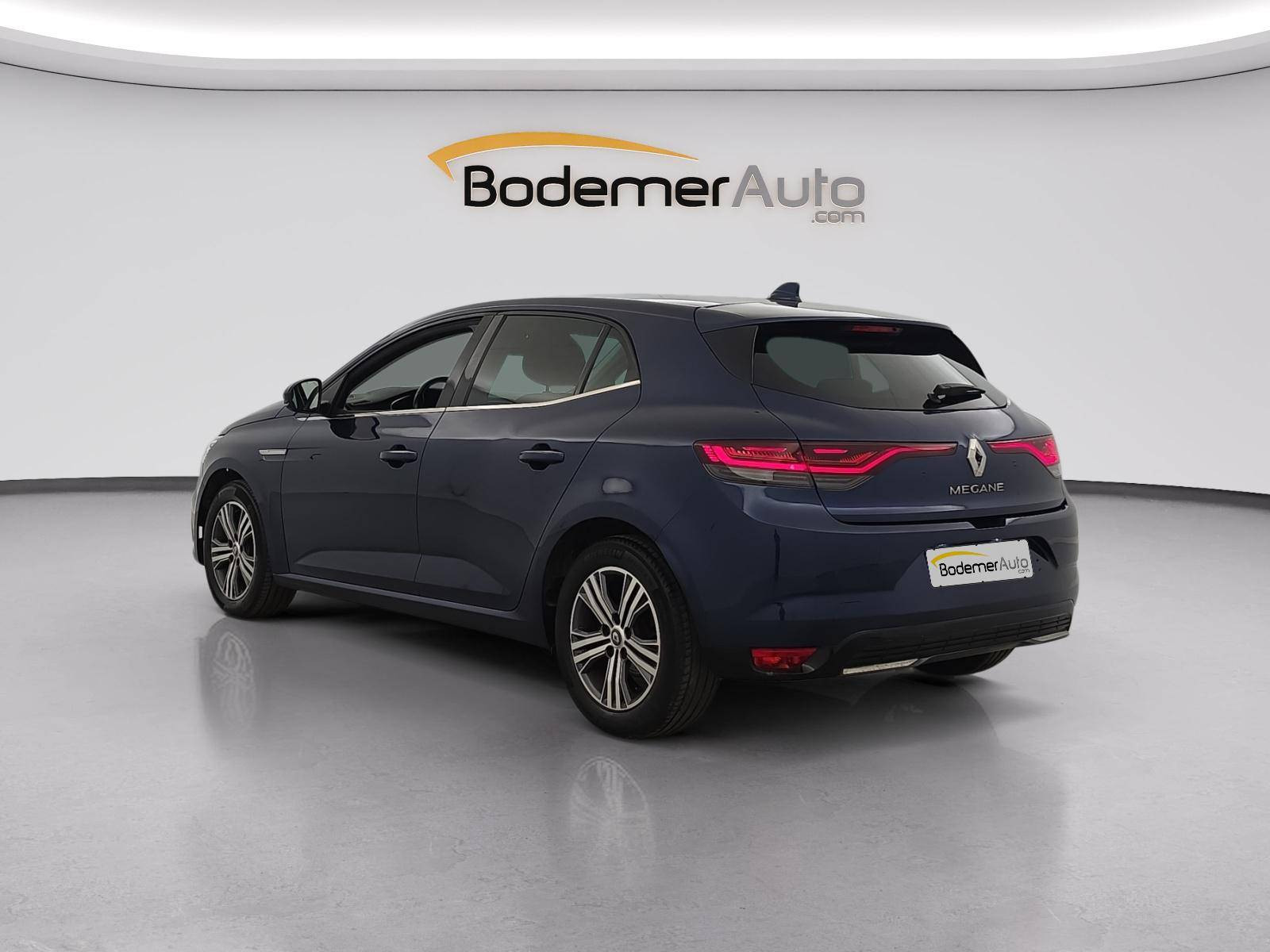 Vente en ligne Renault Megane 4 Mégane IV Berline Blue dCi 115 au prix de 14 490 €