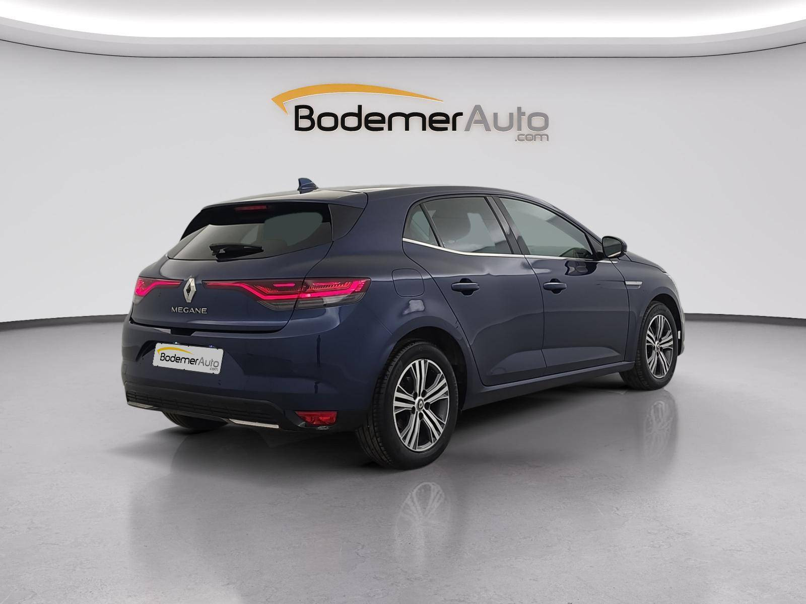 Vente en ligne Renault Megane 4 Mégane IV Berline Blue dCi 115 au prix de 14 490 €