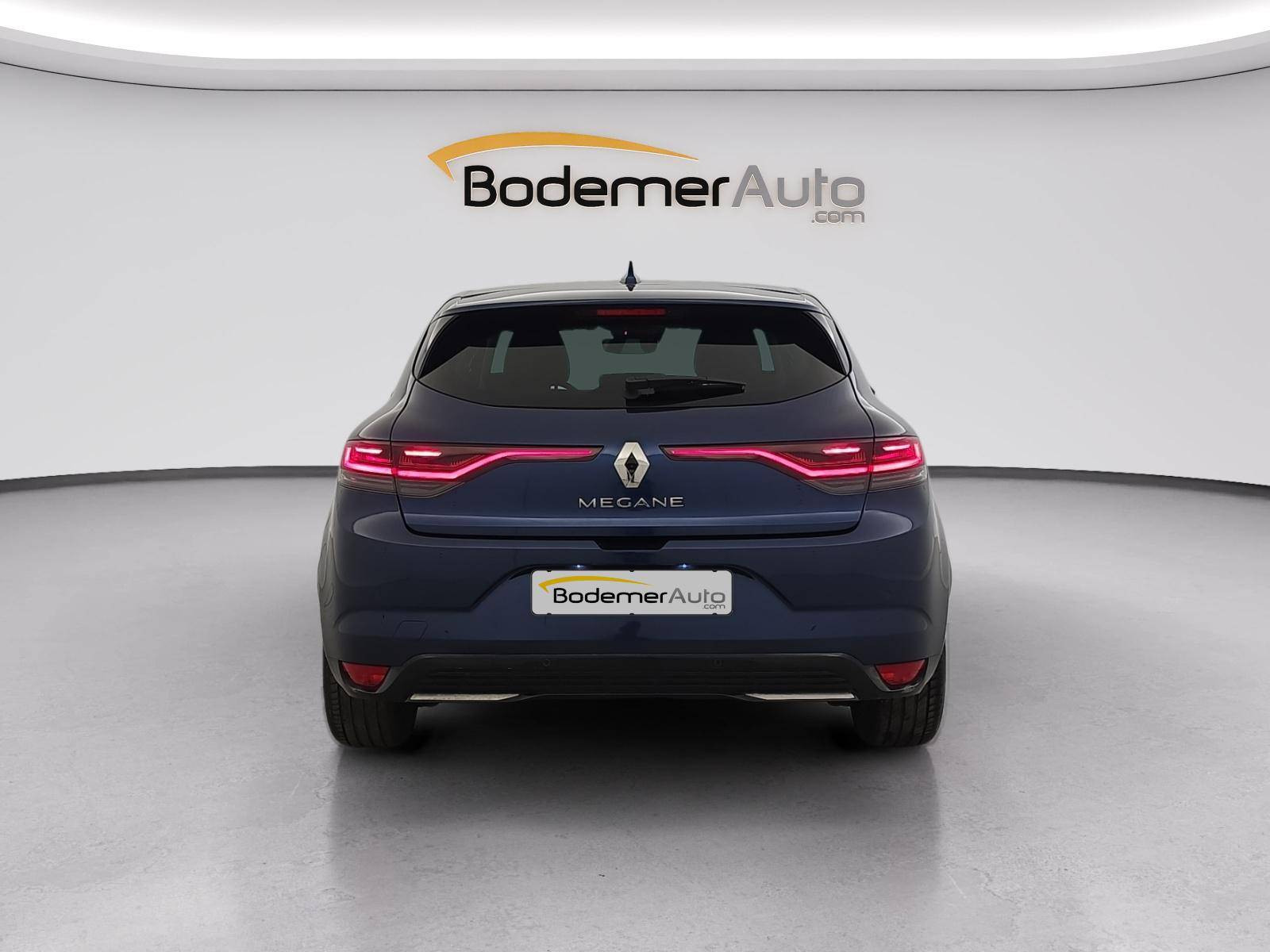 Vente en ligne Renault Megane 4 Mégane IV Berline Blue dCi 115 au prix de 14 490 €