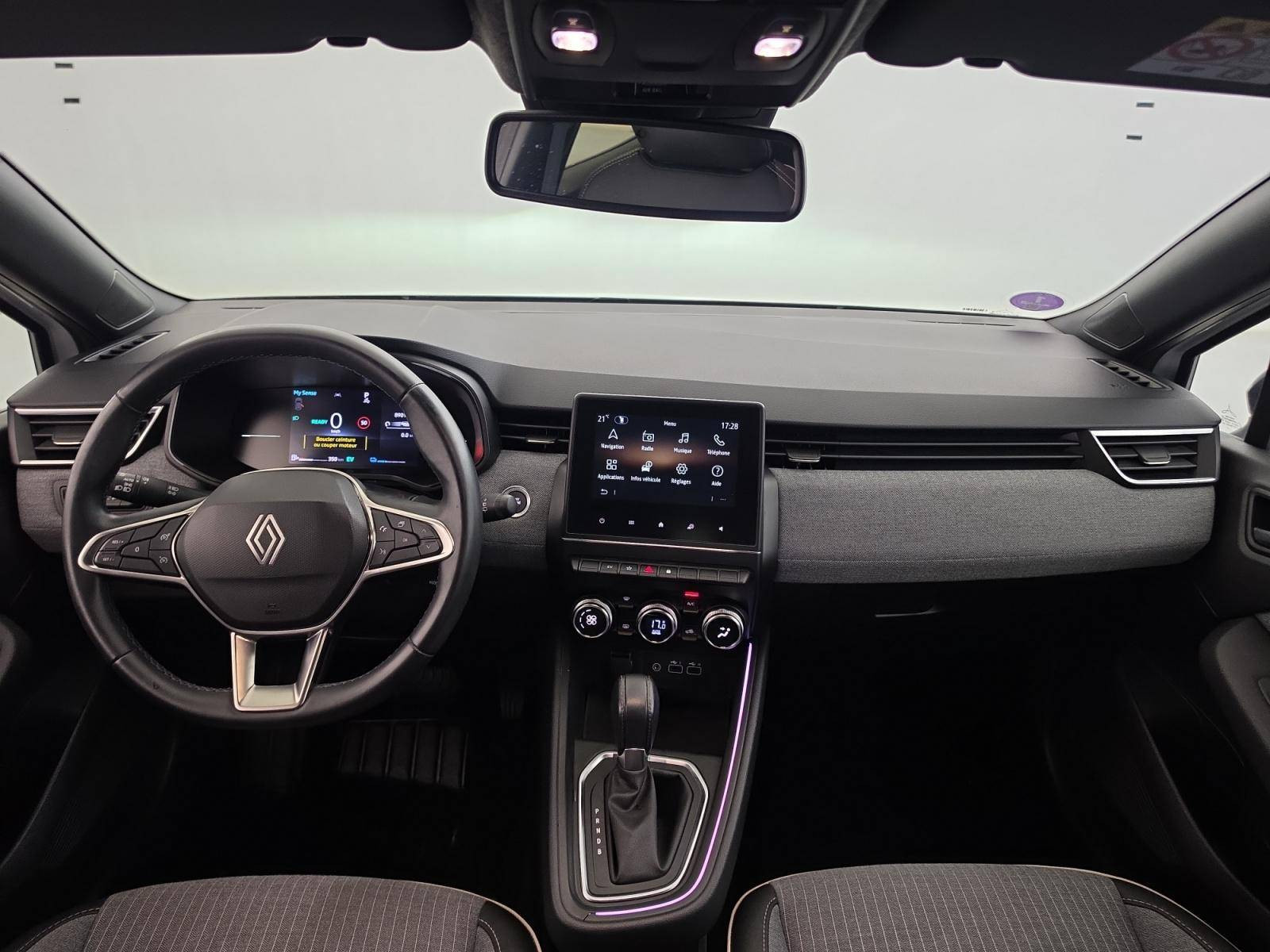 Vente en ligne Renault Clio 5 Clio E-Tech full hybrid 145 ch GSR2 au prix de 16 890 €