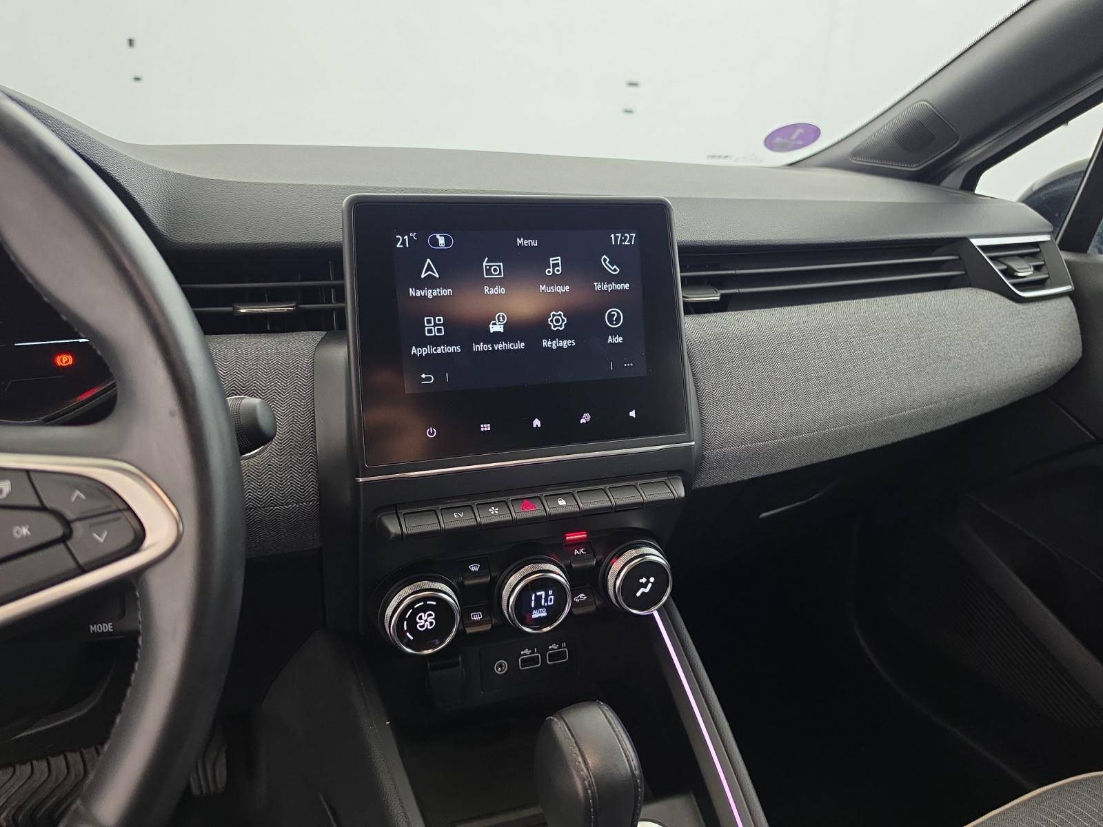 Vente en ligne Renault Clio 5 Clio E-Tech full hybrid 145 ch GSR2 au prix de 16 890 €