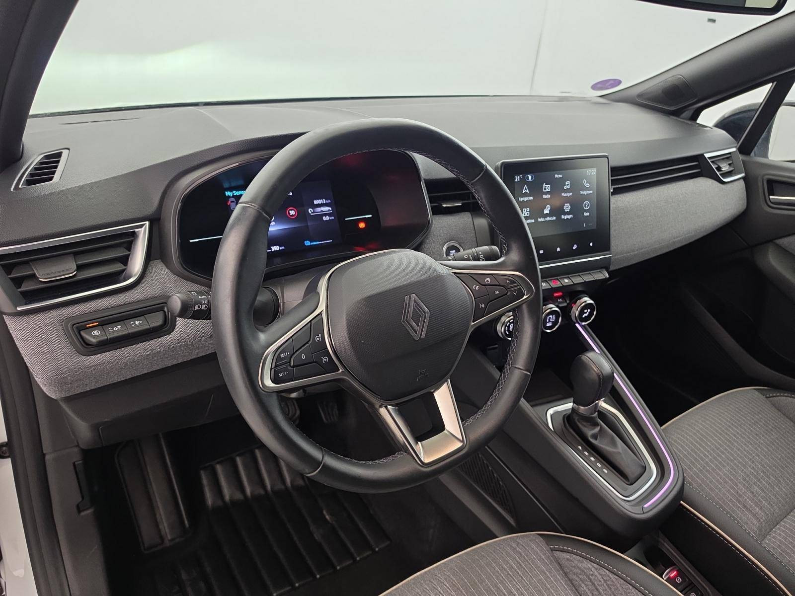 Vente en ligne Renault Clio 5 Clio E-Tech full hybrid 145 ch GSR2 au prix de 16 890 €