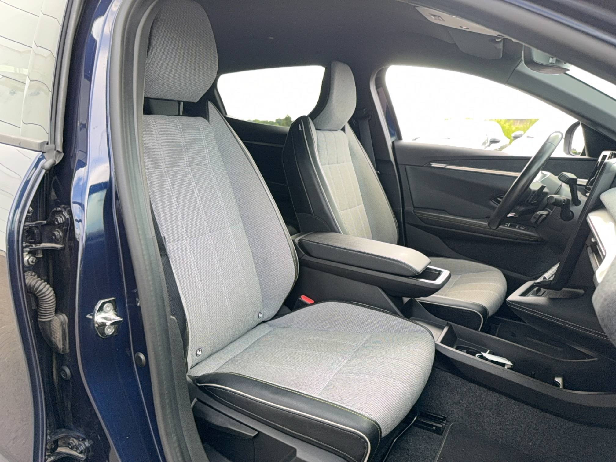 Vente en ligne Renault Megane E-Tech  EV60 220 ch optimum charge au prix de 24 900 €