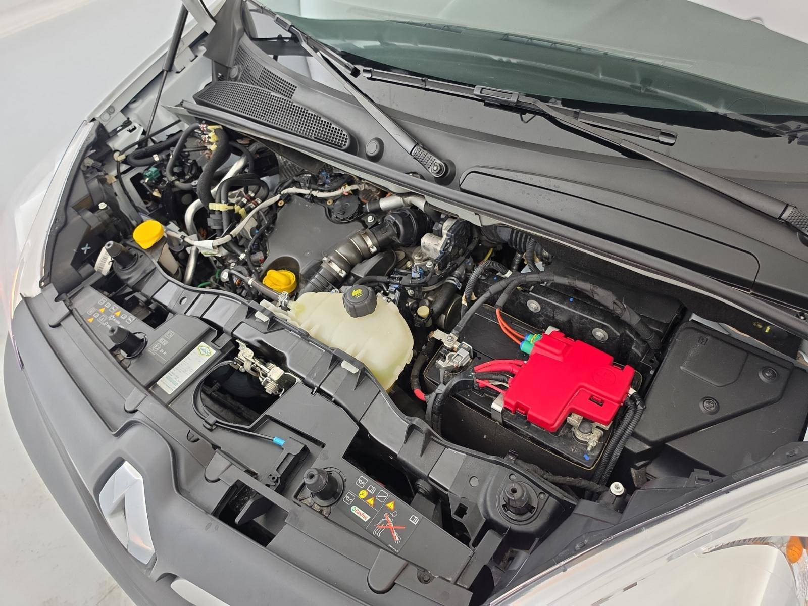 Vente en ligne Renault Kangoo Express  BLUE DCI 95 au prix de 11 790 €