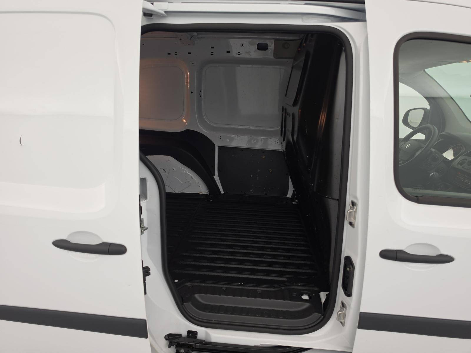 Vente en ligne Renault Kangoo Express  BLUE DCI 95 au prix de 11 790 €