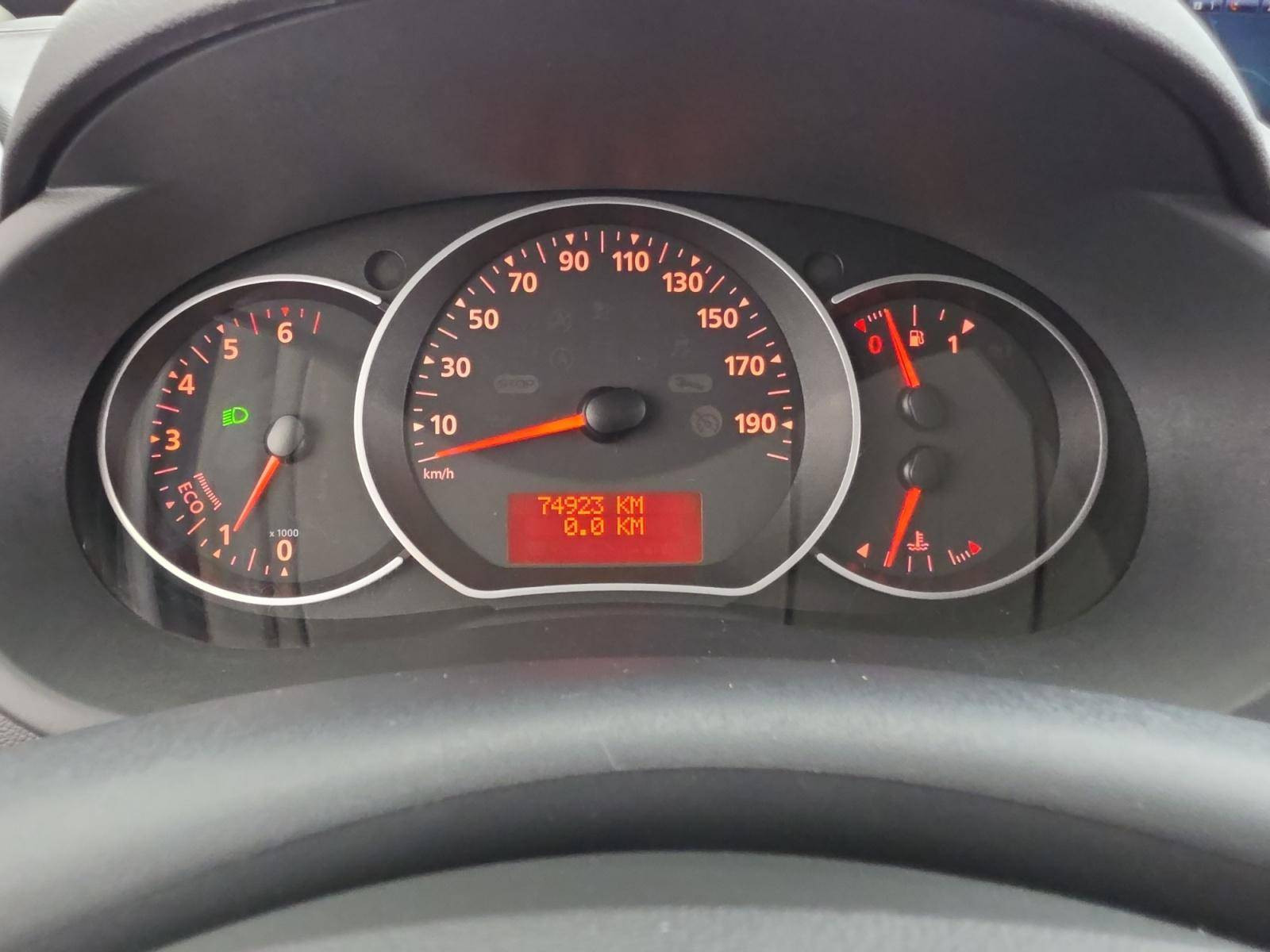Vente en ligne Renault Kangoo Express  BLUE DCI 95 au prix de 11 790 €