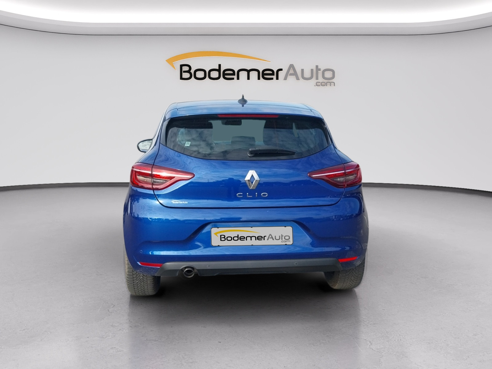 Vente en ligne Renault Clio 5 Clio TCe 90 - 21 au prix de 12 850 €