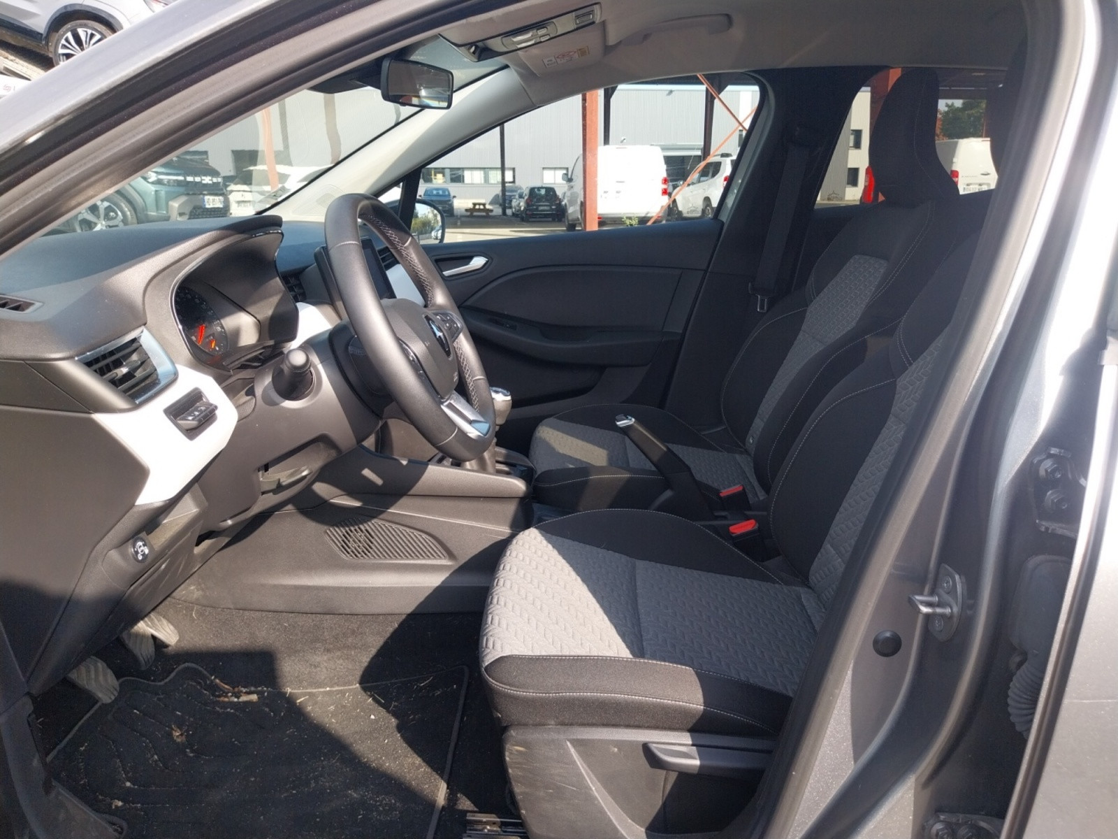 Vente en ligne Renault Clio 5 Clio TCe 100 GPL au prix de 13 950 €