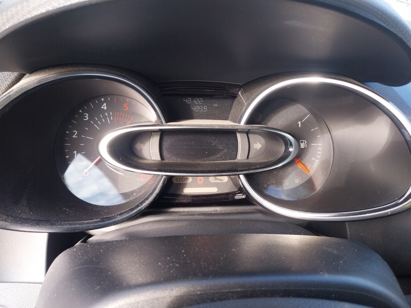 Vente en ligne Renault Clio 4 Estate Clio Estate dCi 90 E6C au prix de 13 850 €