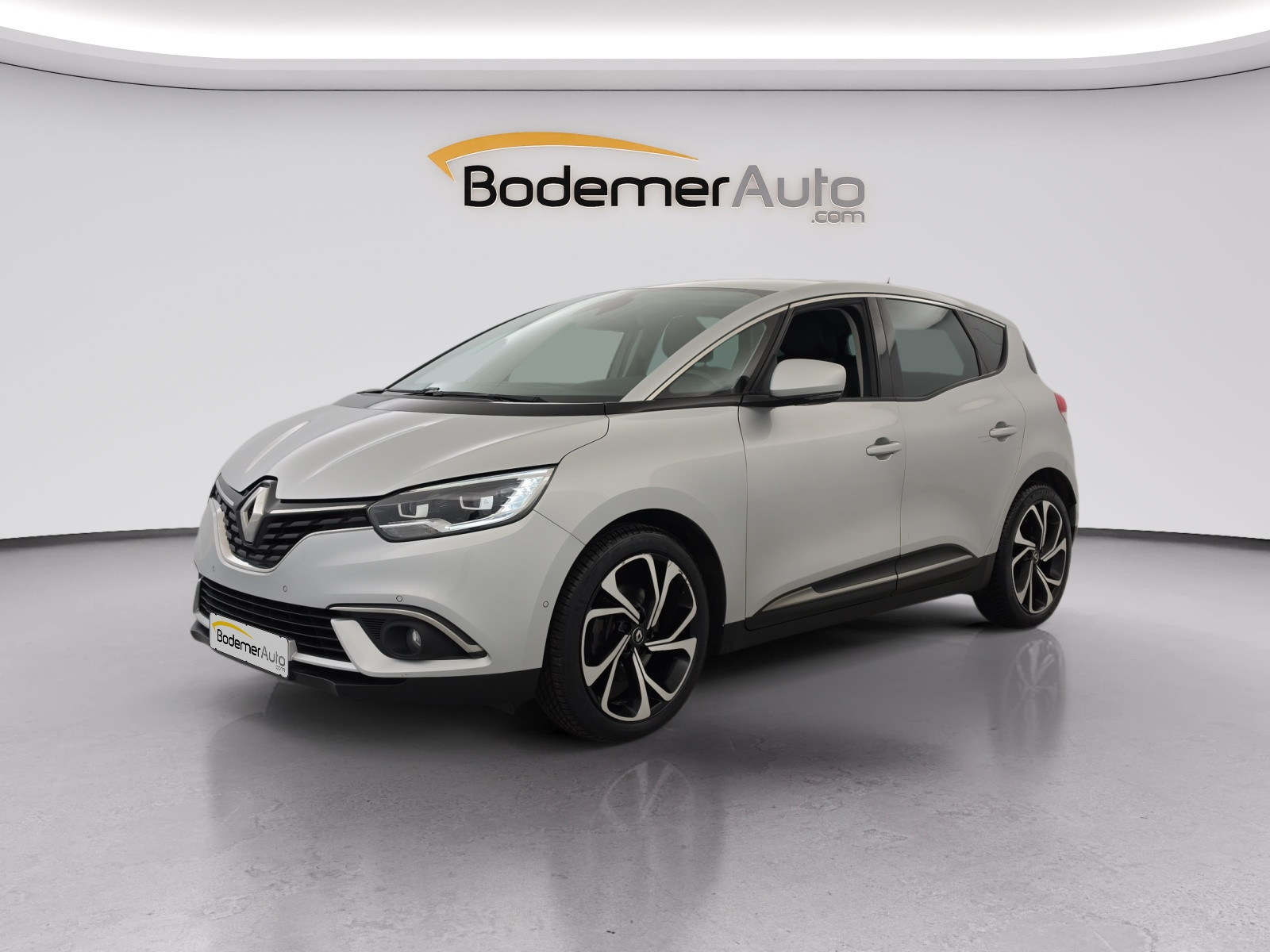 Renault Scenic 4 Scenic Blue dCi 120 EDC occasion de 2019 en vente à Saint-Lô