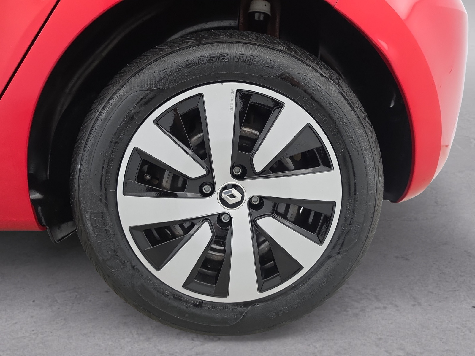 Vente en ligne Renault Clio 5 Clio TCe 90 au prix de 13 770 €