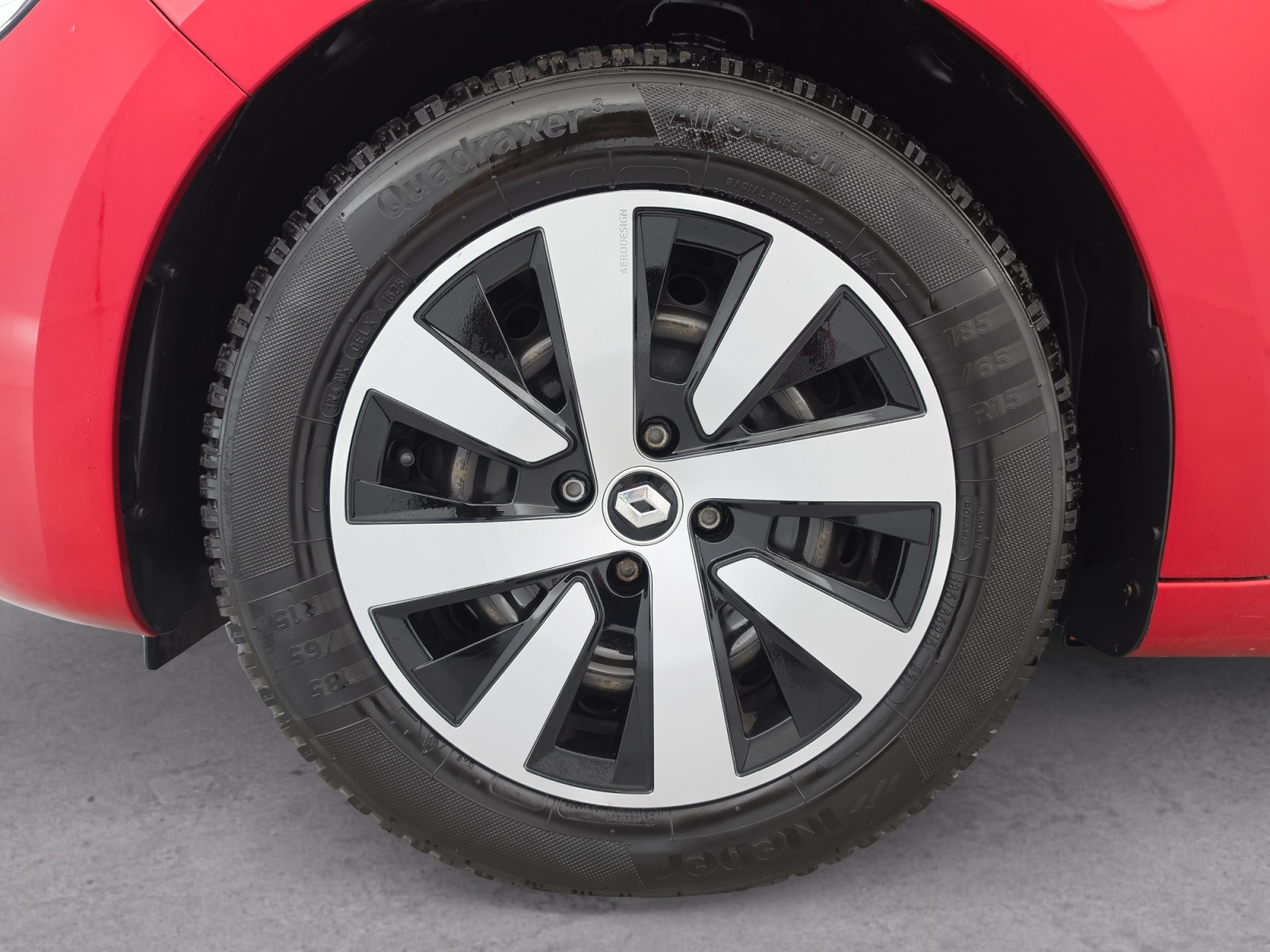 Vente en ligne Renault Clio 5 Clio TCe 90 au prix de 13 770 €