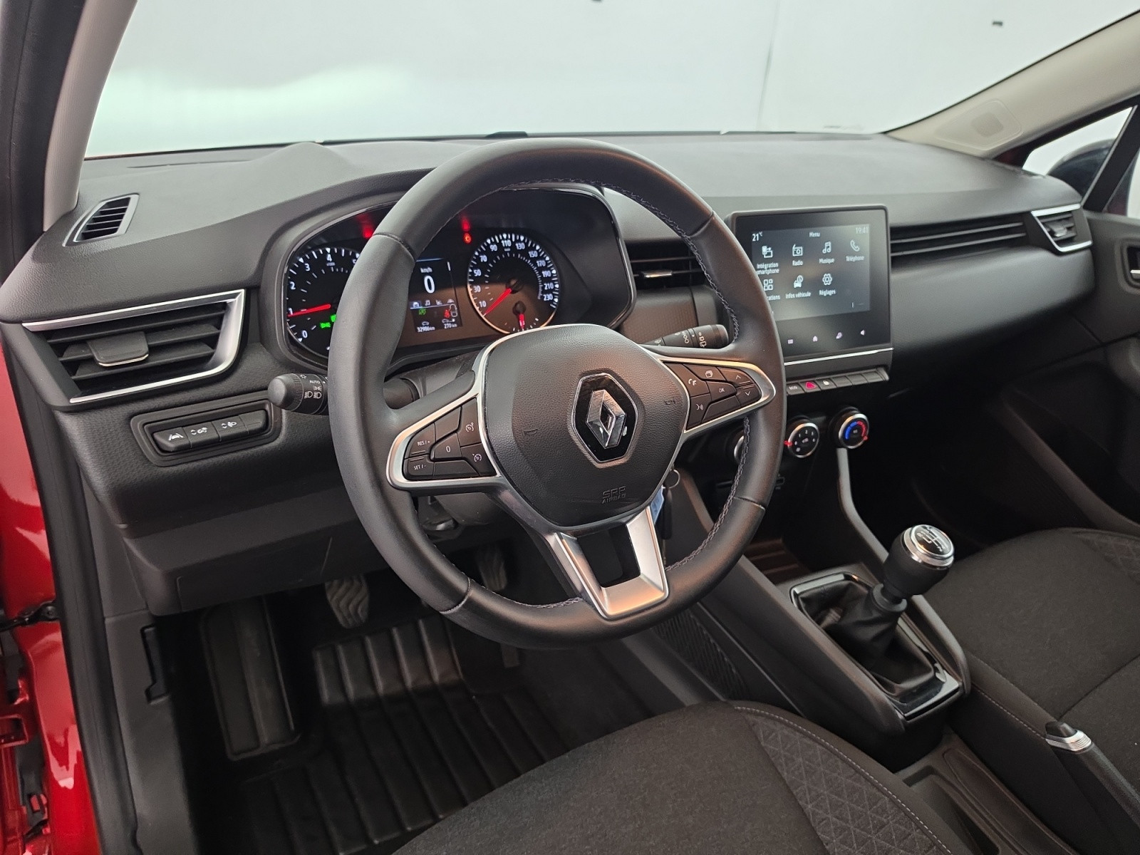 Vente en ligne Renault Clio 5 Clio TCe 90 au prix de 13 770 €