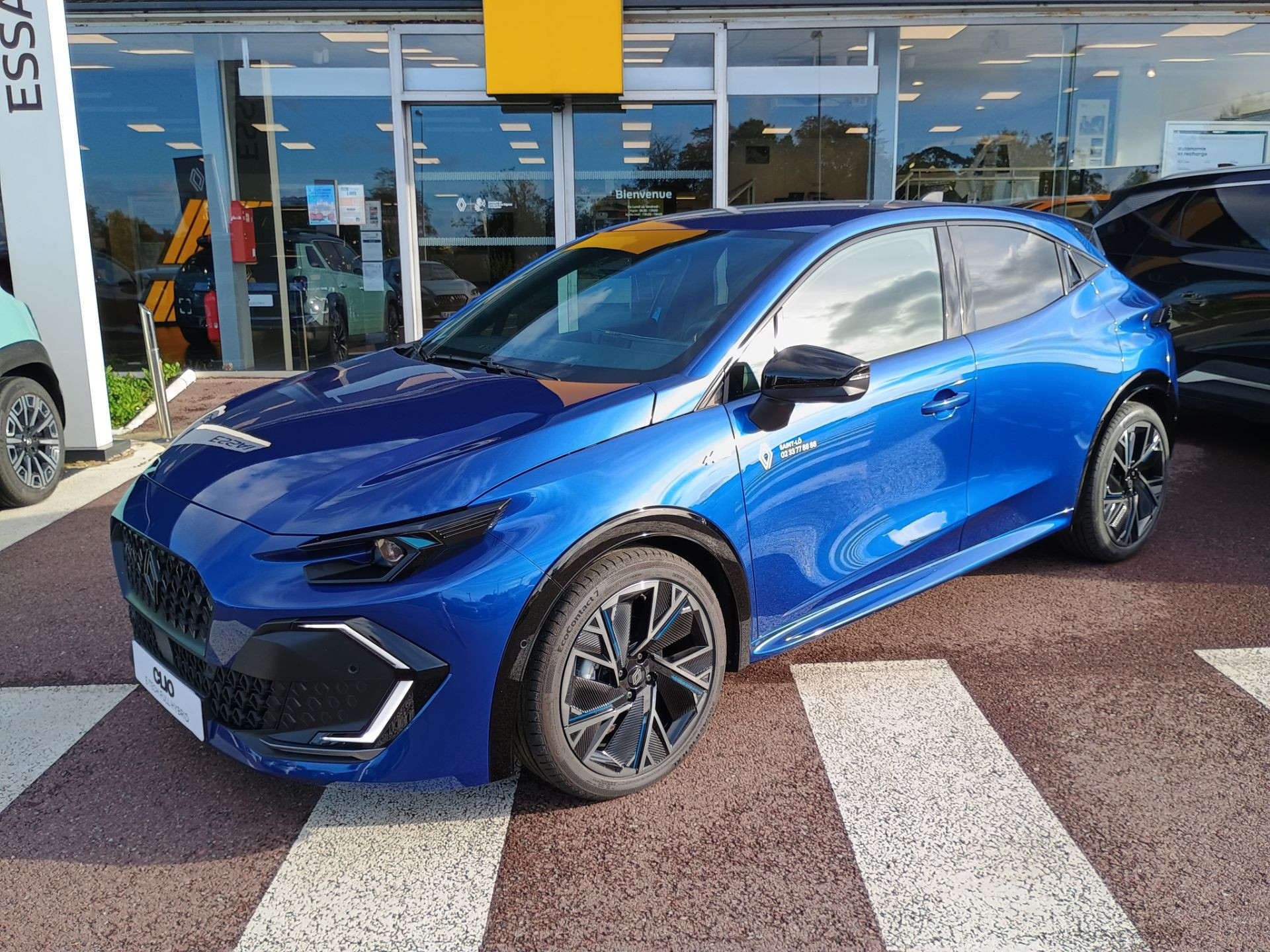 Renault Clio 6 Clio E-Tech full hybrid 160 ch occasion de 2026 en vente à Saint-Lô