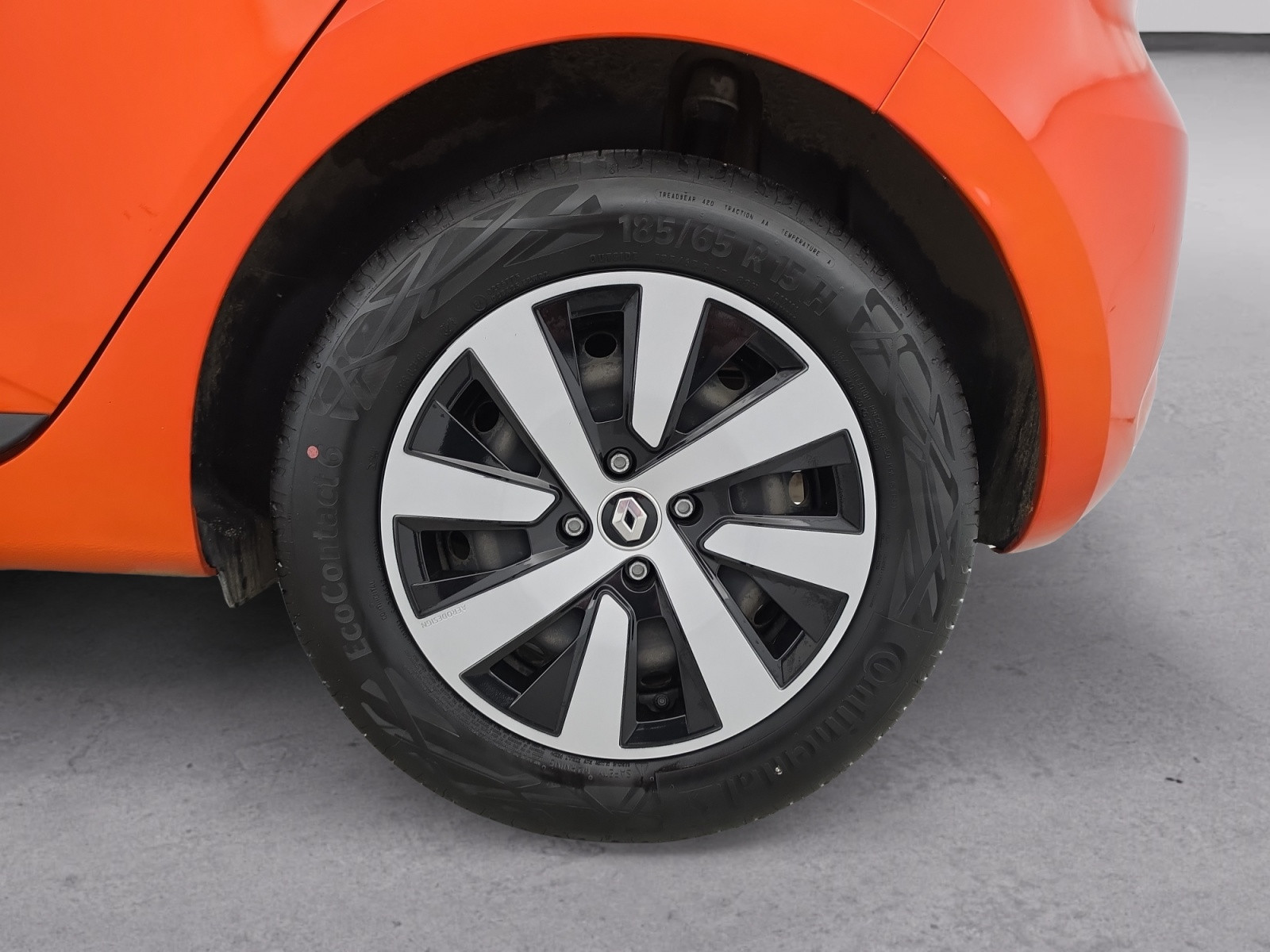 Vente en ligne Renault Clio 5 Clio TCe 90 au prix de 14 790 €
